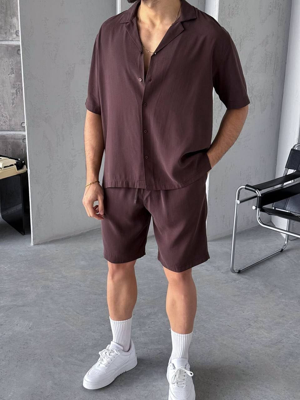Camicia e Shorts